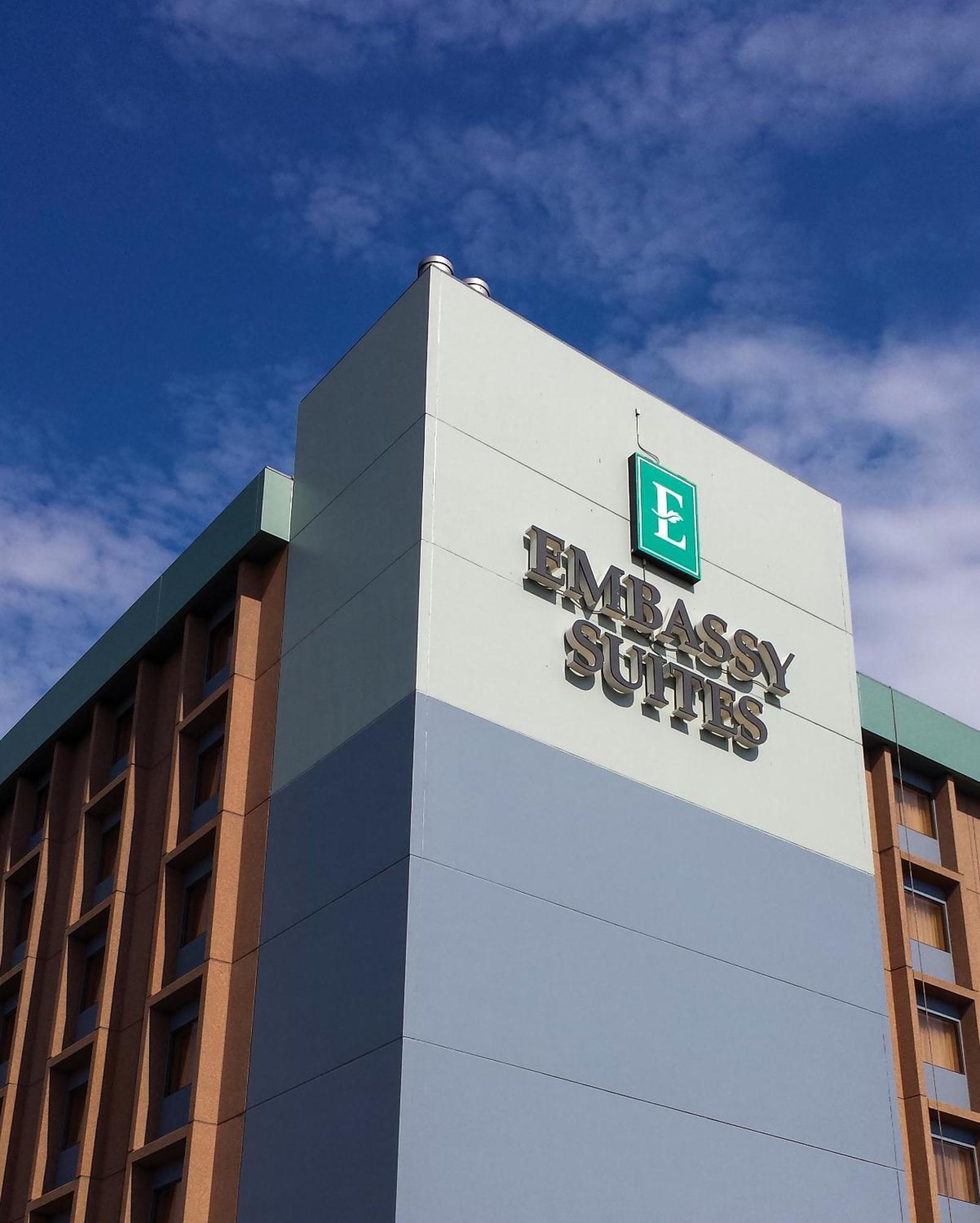 Embassy Suites By Hilton Denver Central Park Eksteriør bilde